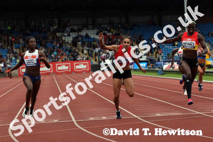 Womens 200 metres, British Championships, Birmingham. Photo: David T. Hewitson/Sports for All Pics